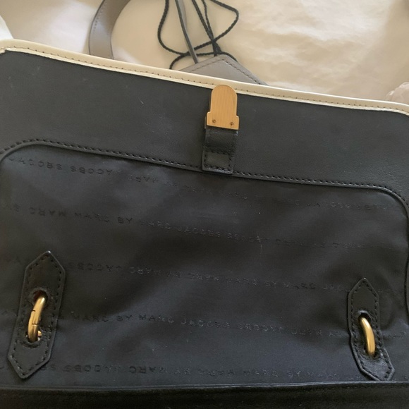 MARC JACOBS TOP HANDLE CROSSBODY BAG - Picture 11 of 12